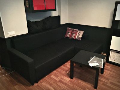 Лот: 5005154. Фото: 1. Диван уголок IKEA черный (с тремя... Диваны