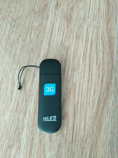 Лот: 13899296. Фото: 1. 3G модем Tele2. Беспроводные модемы