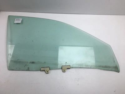 Лот: 20403820. Фото: 1. Стекло двери Nissan Cefiro 2001... Кузов