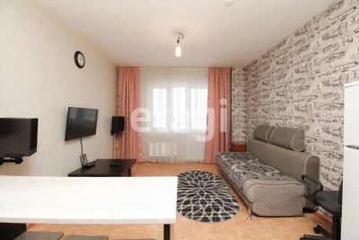 Лот: 24989021. Фото: 1. Сдам 1-комн. кв. 46.5 кв.м. Красноярск... Квартиры, студии