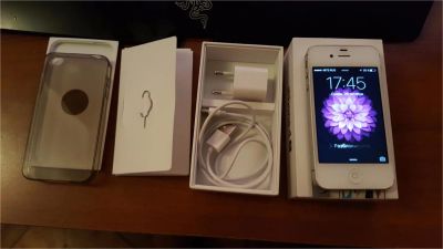 Лот: 8435942. Фото: 1. Apple iPhone 4S 8g. Смартфоны