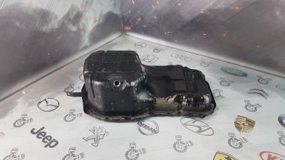 Лот: 23585106. Фото: 1. Поддон Mitsubishi Airtrek 4G64... Двигатель и элементы двигателя