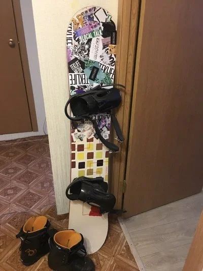 Лот: 15014737. Фото: 1. Сноуборд + крепления + ботинки... Сноуборды