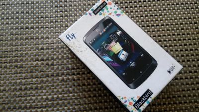 Лот: 9077622. Фото: 1. Смартфон FLY IQ 260. Смартфоны