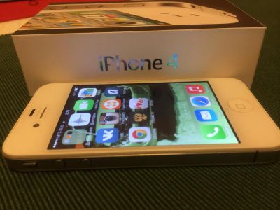 Лот: 3514245. Фото: 1. Iphone 4 8 Gb , Рст. Смартфоны