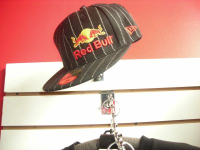 Лот: 4006344. Фото: 1. Кепка Red Bull черная. Головные уборы