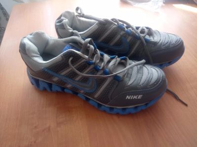 Лот: 12744898. Фото: 1. кроссовки nike весёлые. Кеды, кроссовки, слипоны
