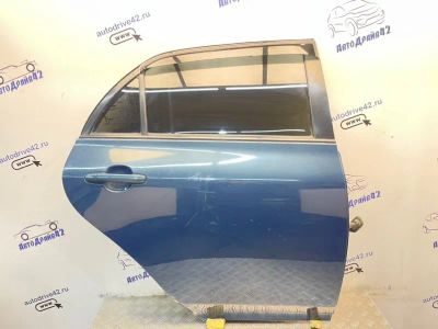 Лот: 25065036. Фото: 1. дверь боковая toyota corolla ZRE151L. Двигатель и элементы двигателя