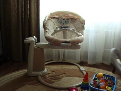 Лот: 6392928. Фото: 1. Электро качель Graco Sweetpeace... Ходунки, прыгунки, качели