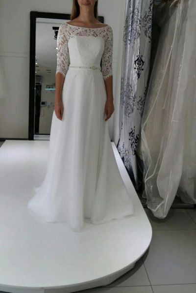 Лот: 8413786. Фото: 1. Свадебное платье. Платья