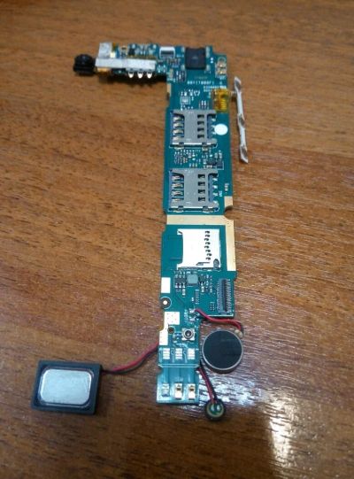 Лот: 11042499. Фото: 1. fly fs406 mainboard. Микросхемы и платы