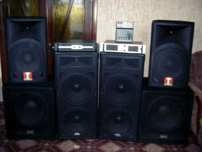 Лот: 5051746. Фото: 1. Мощный усилитель SoundStandard... Эстрадная акустика и усилители