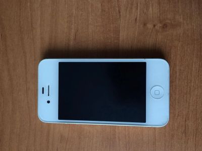 Лот: 3733044. Фото: 1. iPhone 4S 16 gb. Смартфоны