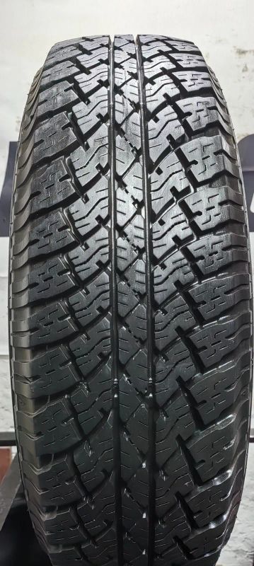 Лот: 22825651. Фото: 1. 215/70R16 99S Bridgestone Dueler... Шины