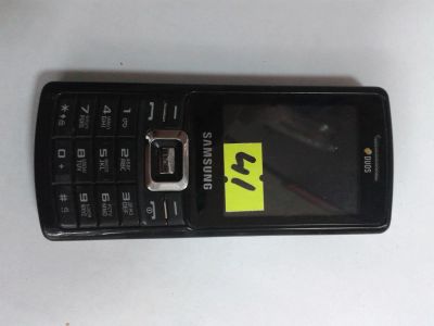 Лот: 6243553. Фото: 1. Сотовый телефон Samsung C5212... Кнопочные мобильные телефоны
