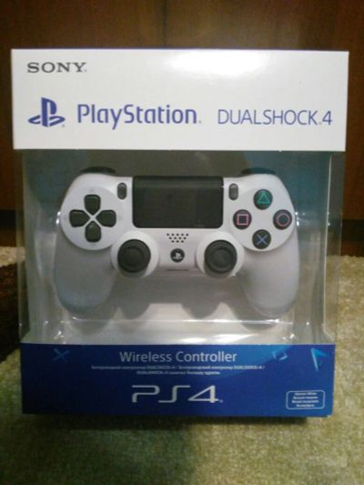 Лот: 10794761. Фото: 1. ps4 PlayStation 4 Геймпад DualShock... Аксессуары для игровых приставок, консолей, геймпады