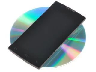 Лот: 5814534. Фото: 1. DNS S4007 4 Гб Black. Смартфоны