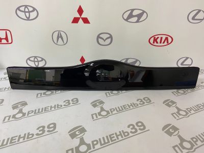 Лот: 18163003. Фото: 1. Накладка Задней Двери чёрная Toyota... Кузов