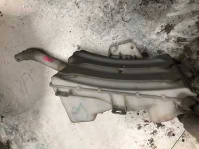 Лот: 14971975. Фото: 1. Бачек омывателя Mitsubishi L200... Другое (автозапчасти)