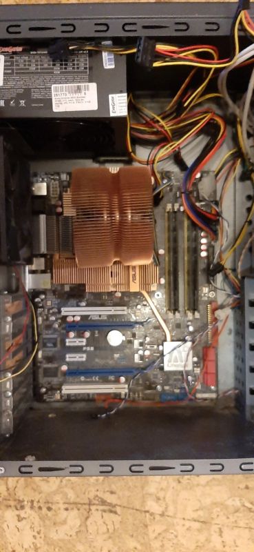 Лот: 15743333. Фото: 1. Системный блок Intel E8500\8GB... Компьютеры в сборе
