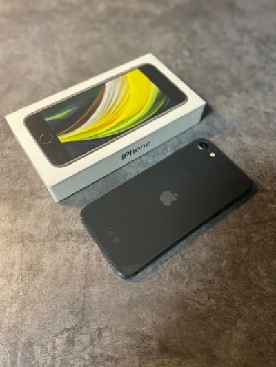 Лот: 19535082. Фото: 1. iPhone SE 2020 64Gb Black. Ростест... Смартфоны