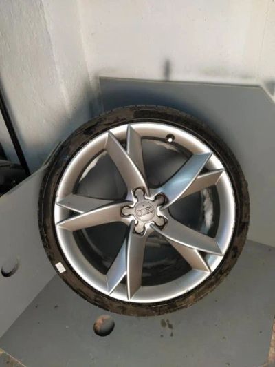 Лот: 17336017. Фото: 1. Диски AUDI оригинал литье r19. Диски
