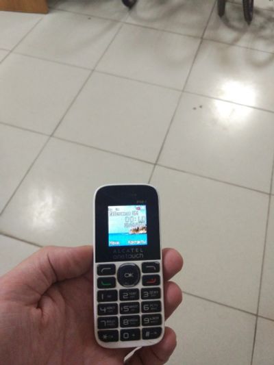 Лот: 12713451. Фото: 1. Телефон Alcatel One Touch. Кнопочные мобильные телефоны
