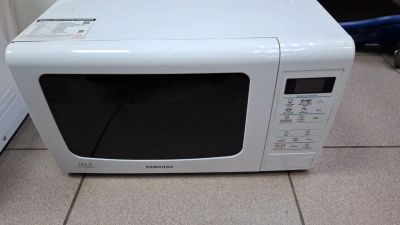 Лот: 25765962. Фото: 1. Микроволновая печь Samsung Me83krw... Микроволновки, мини-печи