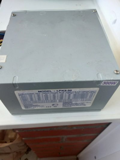 Лот: 14303272. Фото: 1. Блок Питания 300 Ватт. Корпуса, блоки питания