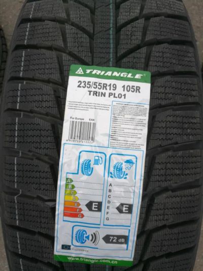 Лот: 23571310. Фото: 1. Зимняя резина 235/55 R-19 "Triangle... Шины