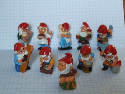 Лот: 6750746. Фото: 1. Гномы мастеровые. Игрушки