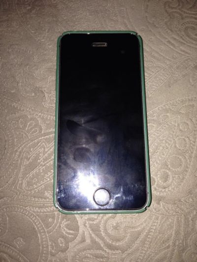 Лот: 10143938. Фото: 1. iPhone 5s идеальный. Смартфоны