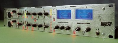 Лот: 4251858. Фото: 1. Focusrite Platinum 10 TwinTrak... Микшеры, предусилители, микрофонные эффекты