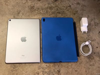 Лот: 13744814. Фото: 1. iPad Pro 9,7 wi-fi 128gb. Планшеты