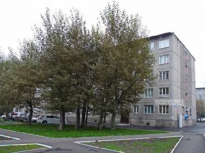 Лот: 3611071. Фото: 1. Сдам гостинку, 60 лет Октября. Квартиры, студии