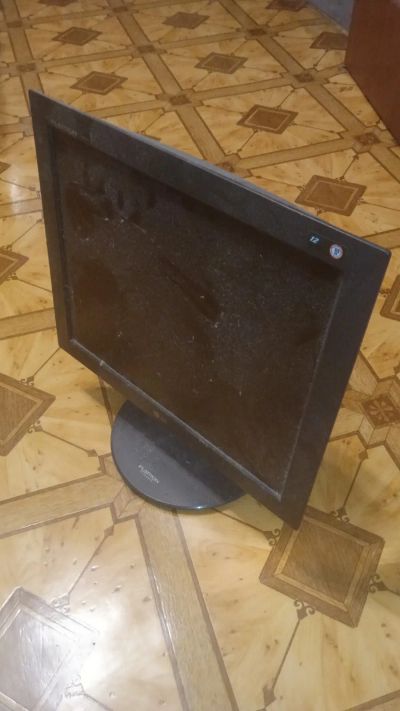 Лот: 23514894. Фото: 1. Монитор LG 17". ЖК-мониторы