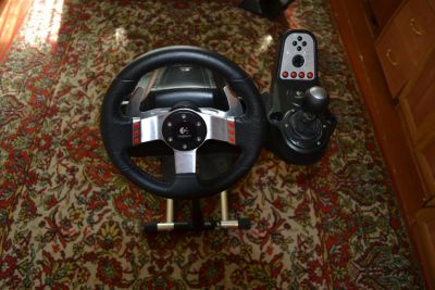 Лот: 4350923. Фото: 1. Руль Logitech G27 со стойкой Wheel... Рули, джойстики