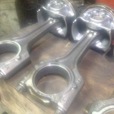 Лот: 6968397. Фото: 1. Поршни с шатунами VW Audi 2.0... Двигатель и элементы двигателя