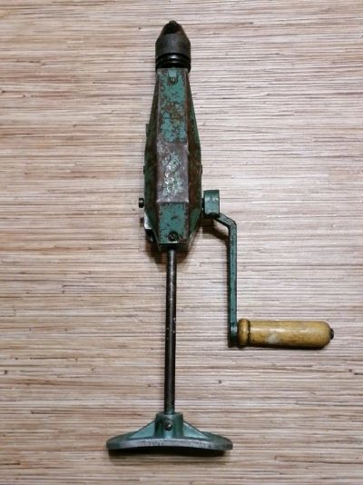 Лот: 17342690. Фото: 1. Дрель ручная, винтажная. Ручной инструмент