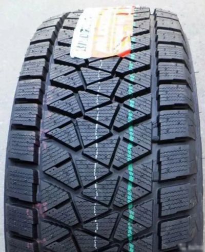 Лот: 19440433. Фото: 1. Шины 255/55 R19 Bridgestone Blizzak... Шины