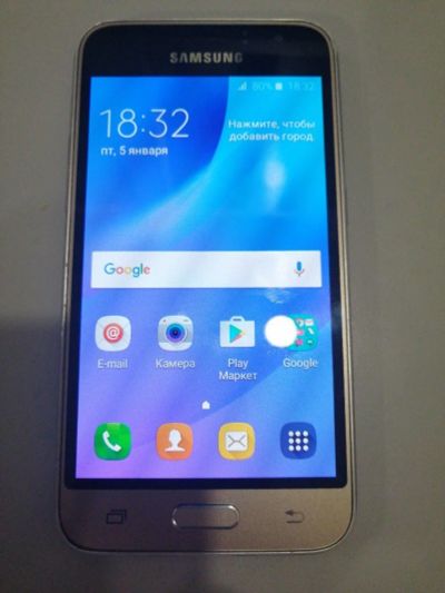 Лот: 15159529. Фото: 1. Смартфон Samsung Galaxy J1 (2016... Смартфоны