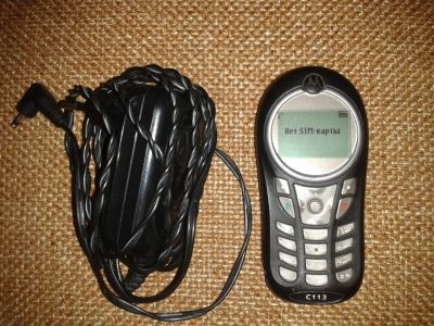 Лот: 6915339. Фото: 1. Телефон Motorola C113. Кнопочные мобильные телефоны