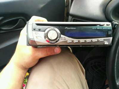 Лот: 11733220. Фото: 1. Магнитола pioneer deh-30mp. Автомагнитолы