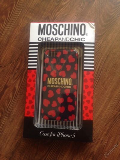 Лот: 5828726. Фото: 1. Чехол для Iphone 5/5S Moschino. Брелоки, подвески