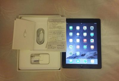 Лот: 5971236. Фото: 1. IPad 4 retina Wi-Fi + Cellular... Планшеты