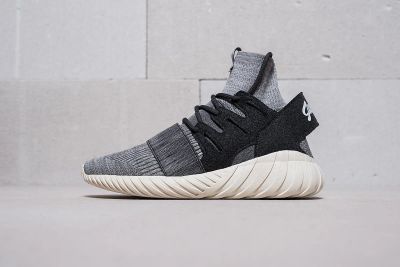 Лот: 11704514. Фото: 1. Кроссовки Adidas Tubular Doom... Кеды, кроссовки, слипоны