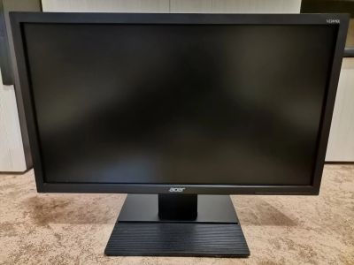 Лот: 18289014. Фото: 1. Монитор Acer V225HQL 21.5 TN. ЖК-мониторы