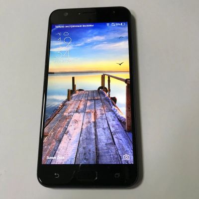 Лот: 15718798. Фото: 1. Телефон ASUS ZD553KL. Чехлы, бамперы
