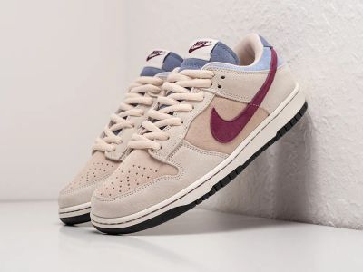 Лот: 24977299. Фото: 1. Кроссовки Nike SB Dunk Low. Кеды, кроссовки, слипоны