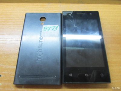 Лот: 10027222. Фото: 1. Телефон Highscreen Pure J (9773... Кнопочные мобильные телефоны